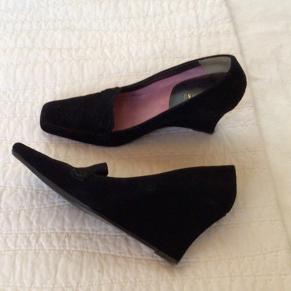 Ann Marino black suede shoes, 8M